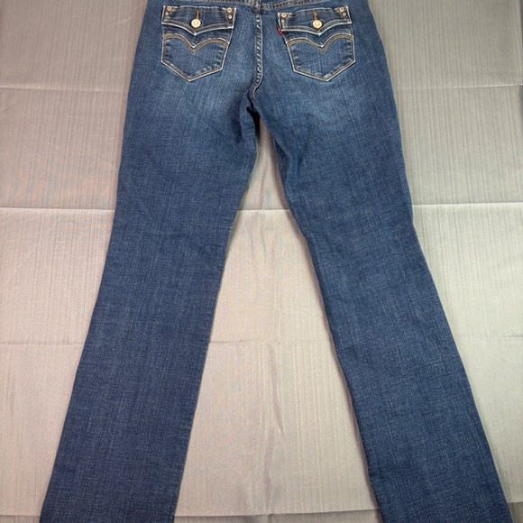 Levi’s 505 Women’s Straight Leg Jeans | Mid-Rise Stretch Denim – Medium Wash - Picture 3 of 4